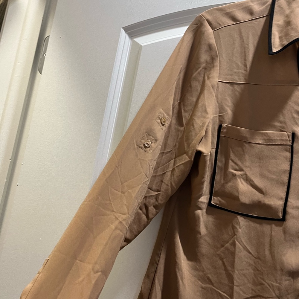 Express button down - Picture 2 of 3